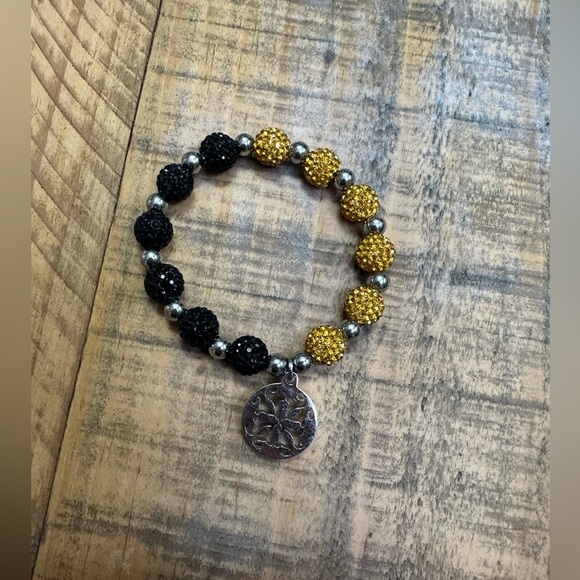 Rustic Cuff Beaded Bracelet yellow and black - Picture 4 of 4